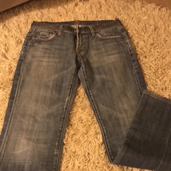 Jean - Picture 2 of 4